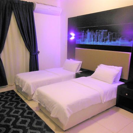 Holiday Furnished Units 담맘 외부 사진